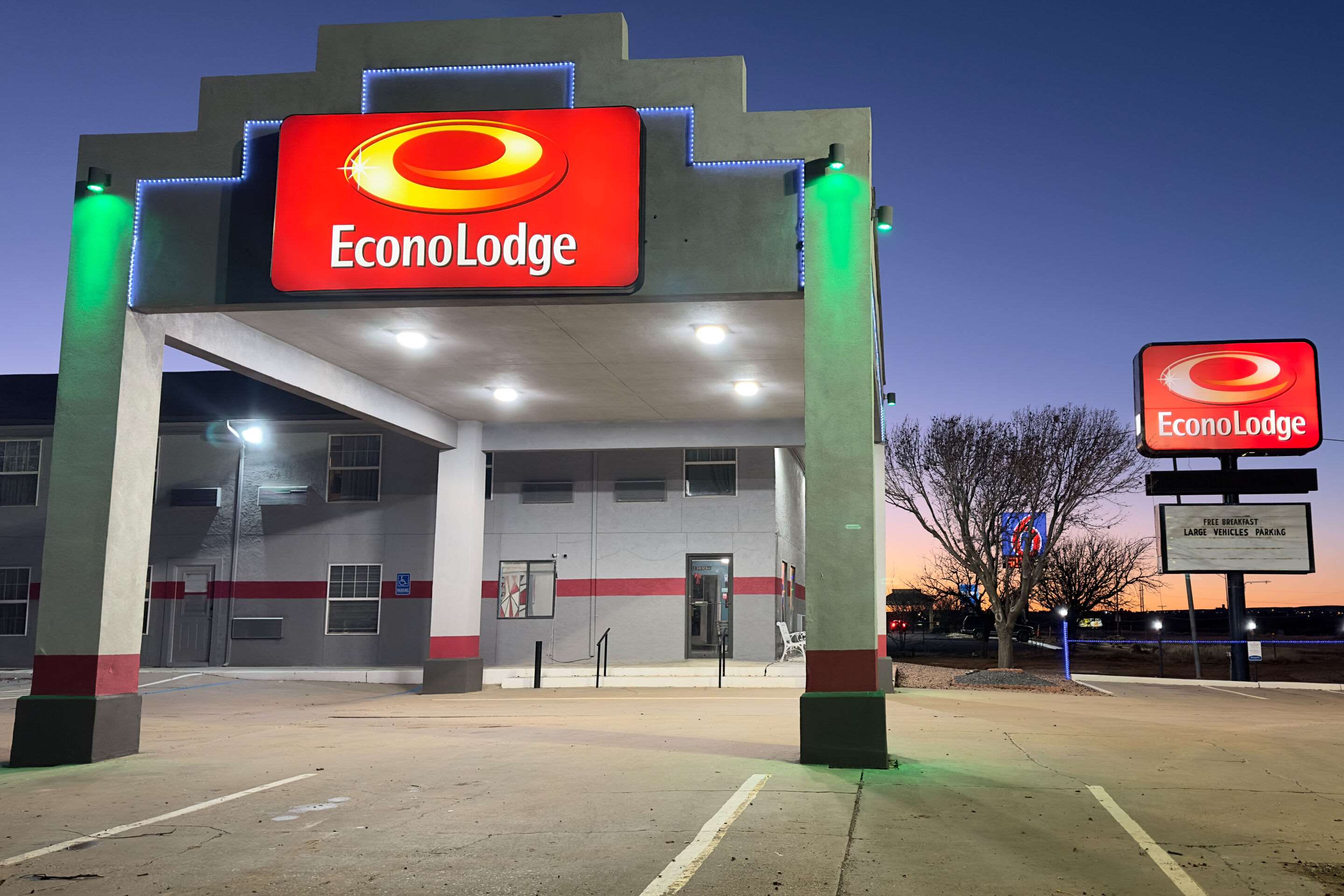 Hotel exterior | Econo Lodge Tucumcari Route 66