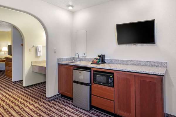 Suite - Econo Lodge Socorro - I-25, Exit 150