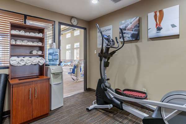 Fitness/ Exercise Room - Comfort Inn Santa Fe
