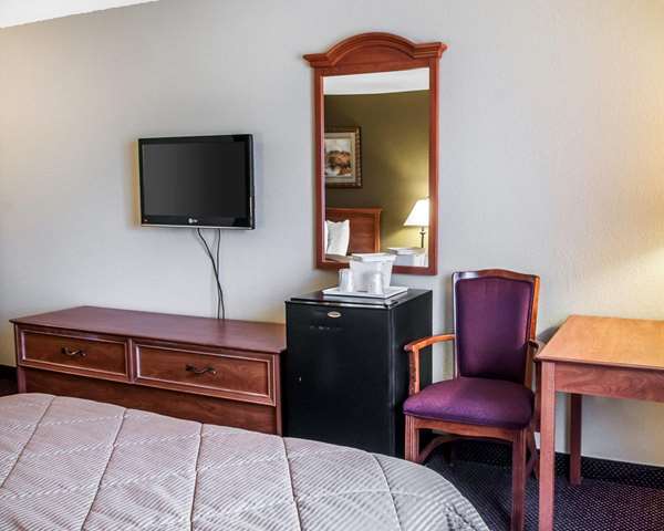  - Rodeway Inn Espanola