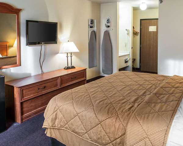  - Rodeway Inn Espanola