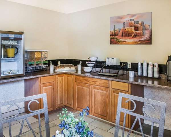 Amenities - Rodeway Inn Espanola