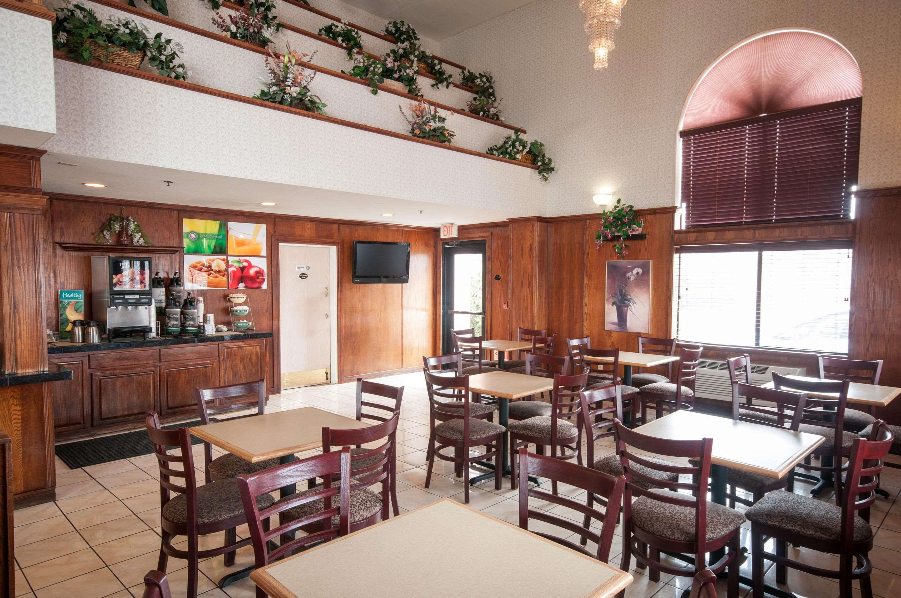 Spacious breakfast area