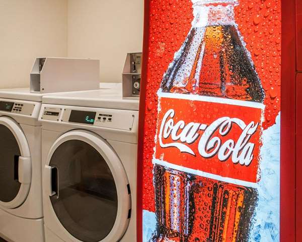 Amenities - Econo Lodge Inn & Suites Santa Fe