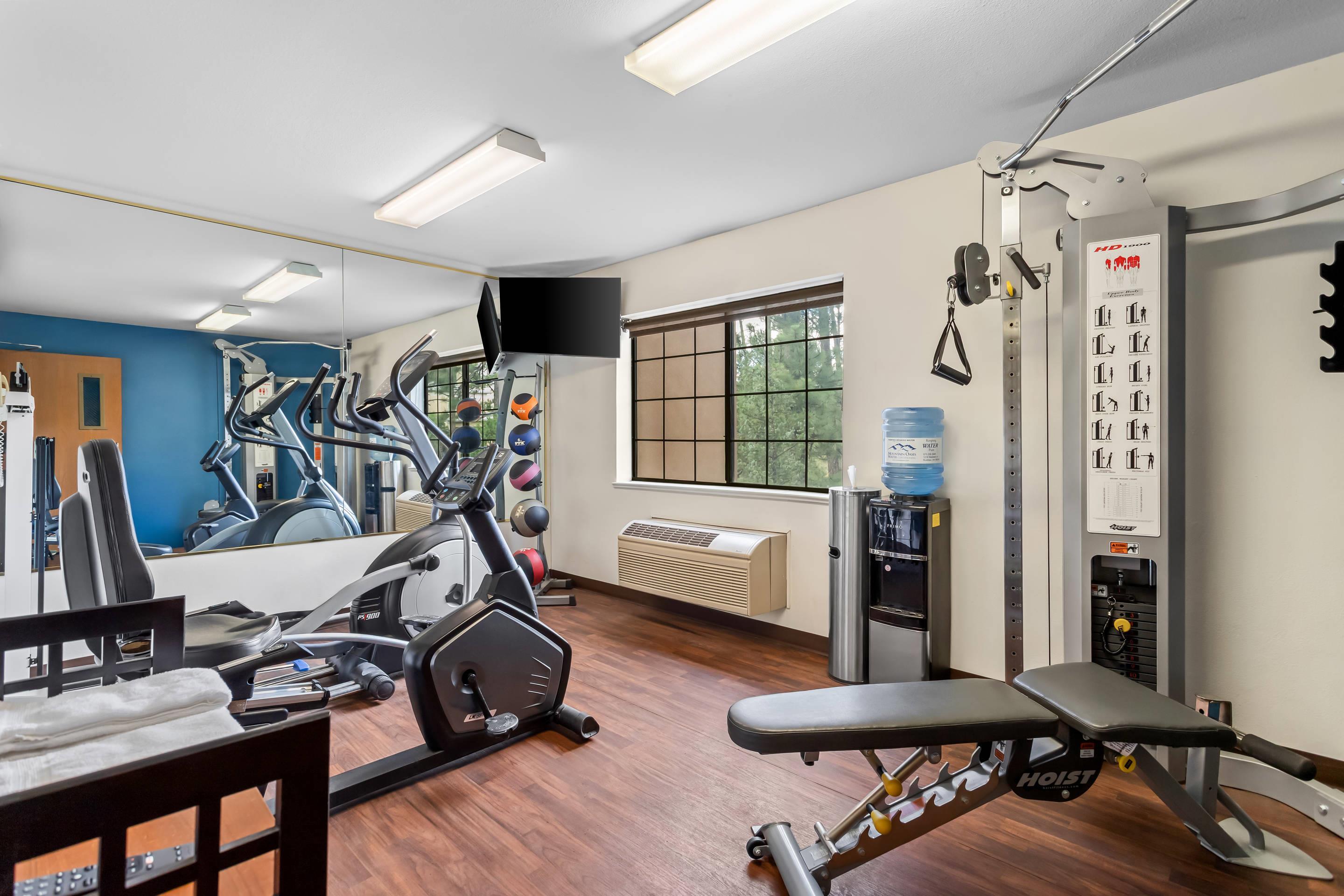 Fitness center | Comfort Inn & Suites Midtown