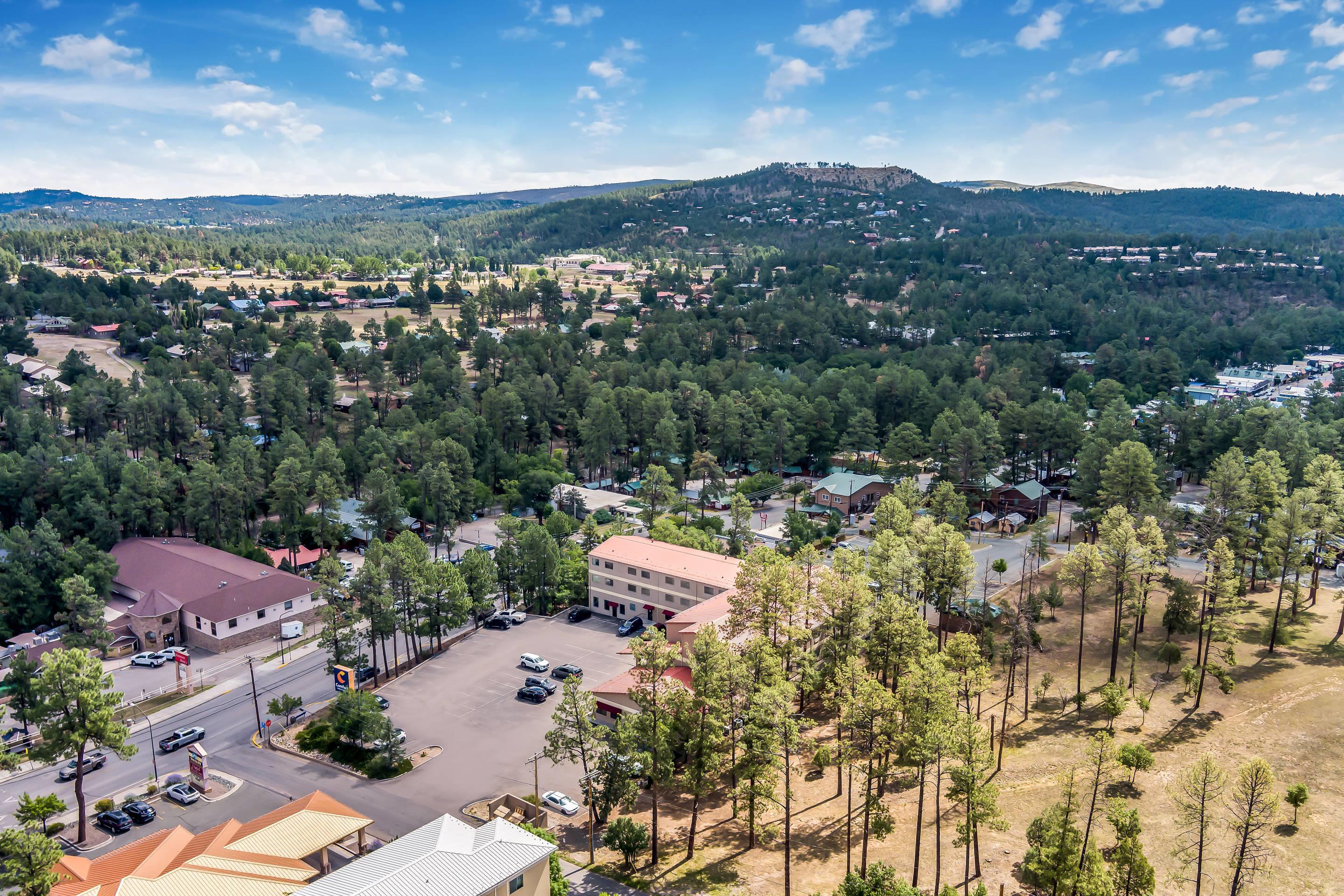 Aerial view | Comfort Inn & Suites Midtown