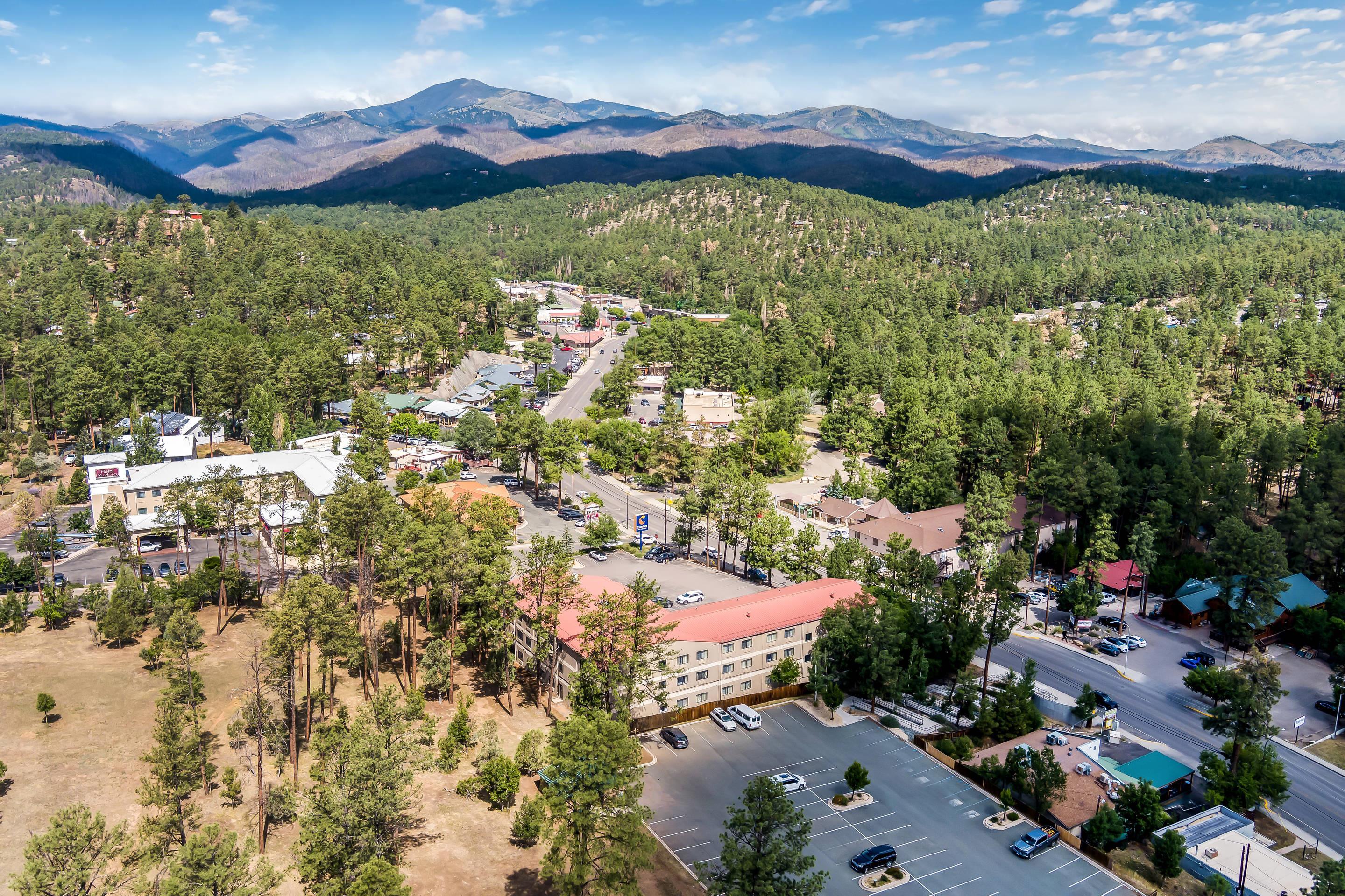 Aerial view | Comfort Inn & Suites Midtown