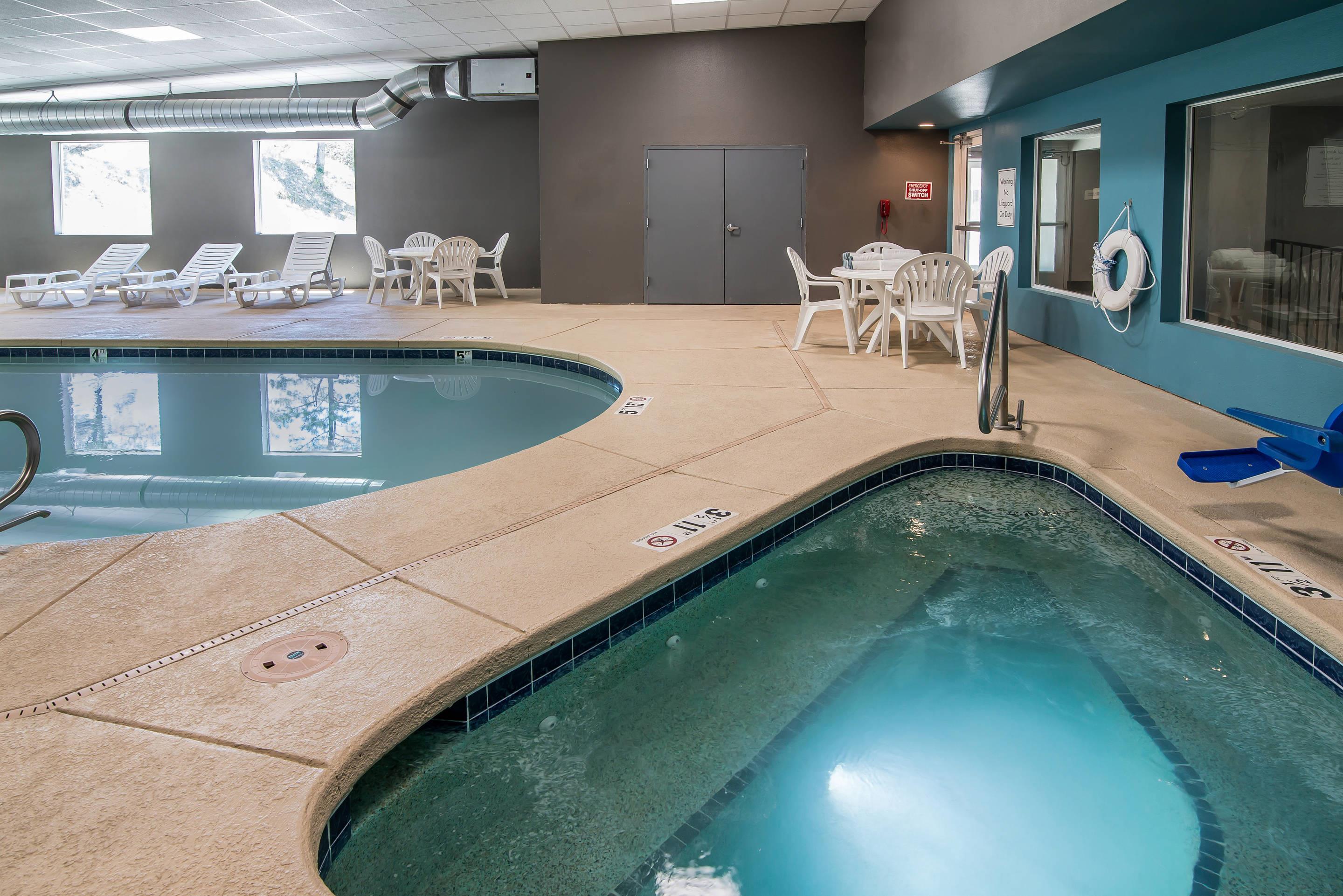 Indoor hot tub