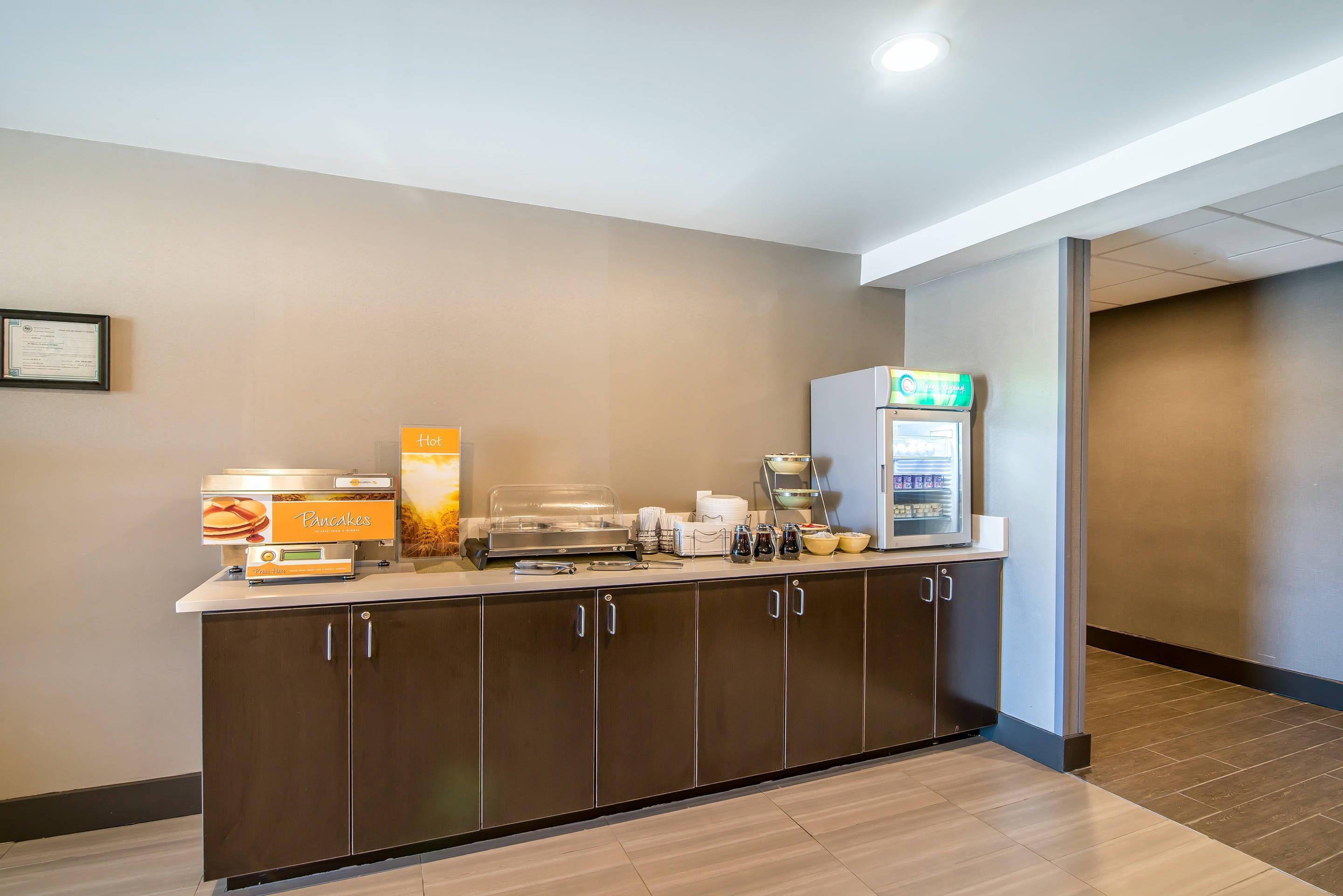 Breakfast counter