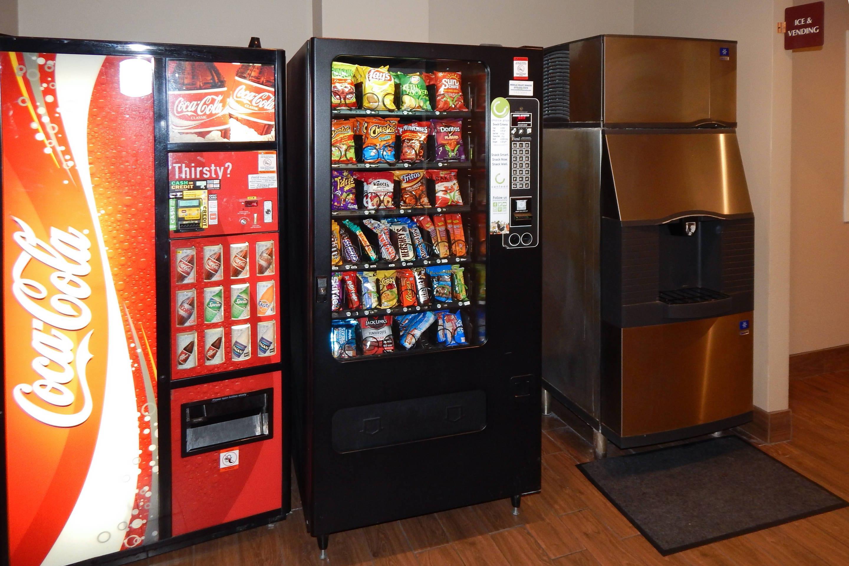 Hotel vending area | Comfort Inn & Suites Las Cruces Mesilla