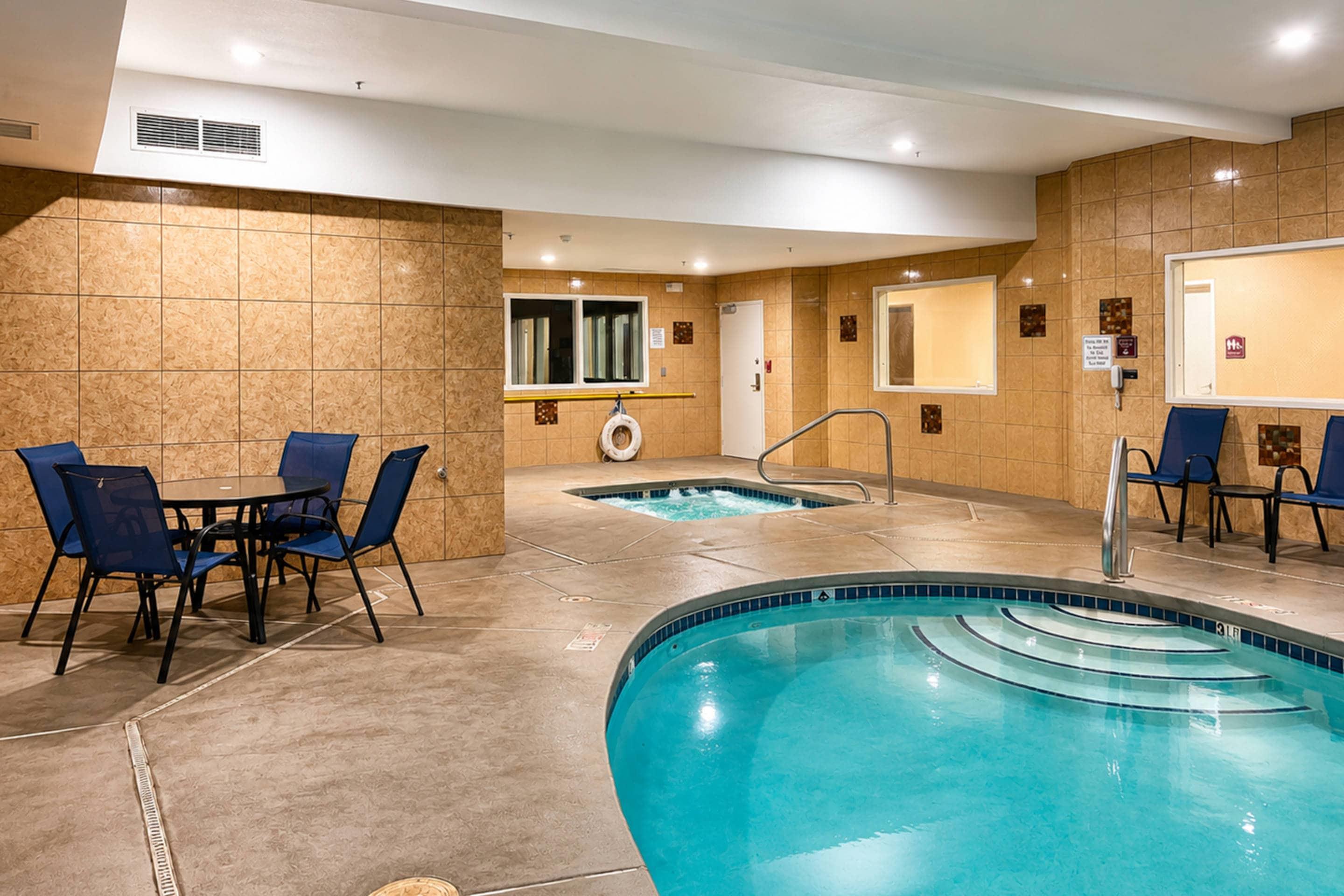 Indoor pool | Comfort Inn & Suites Las Cruces Mesilla
