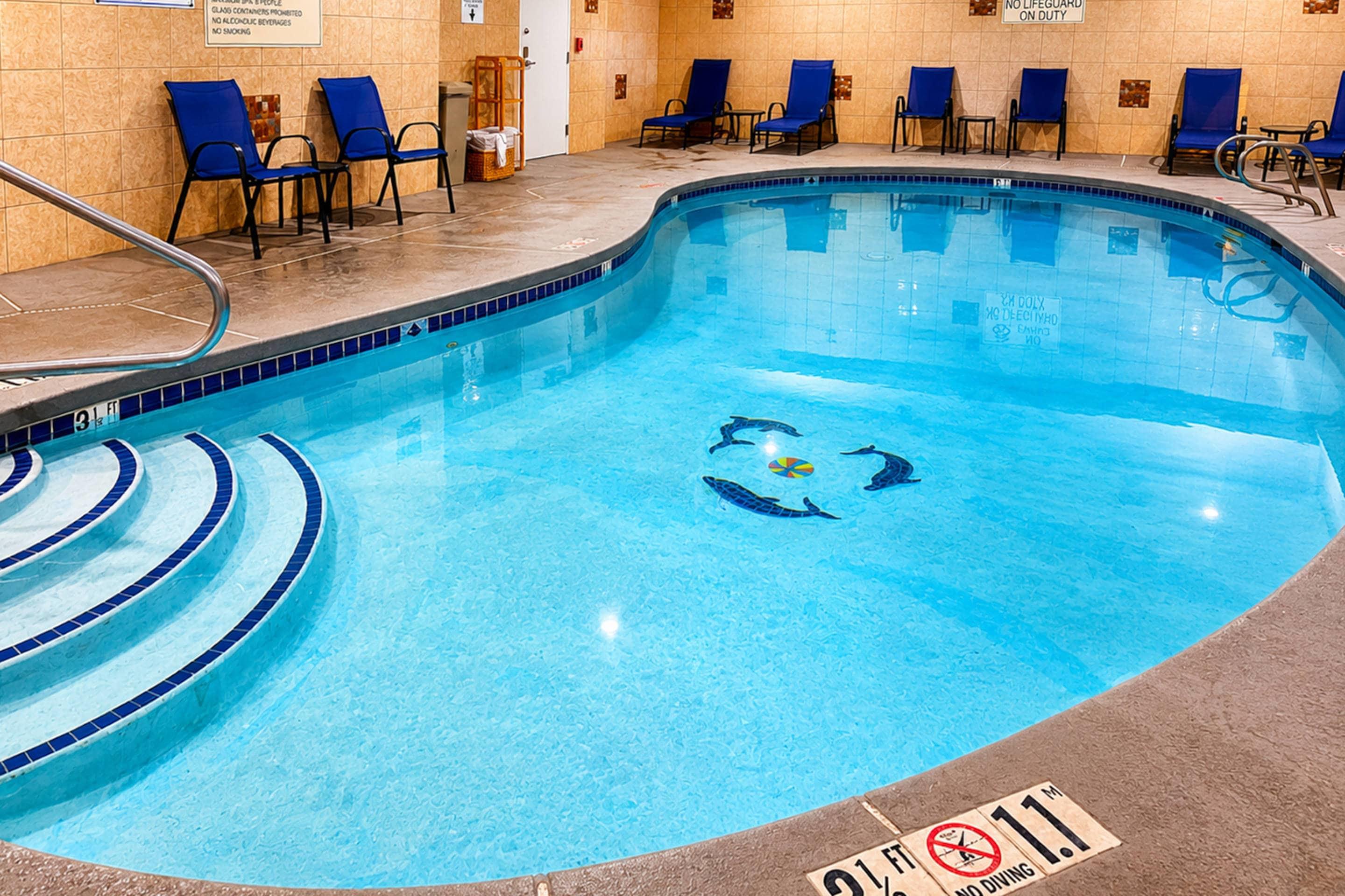 Indoor pool | Comfort Inn & Suites Las Cruces Mesilla