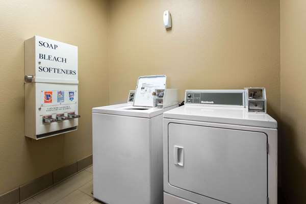 Amenities - Comfort Inn & Suites Deming - I-10, Exit 81