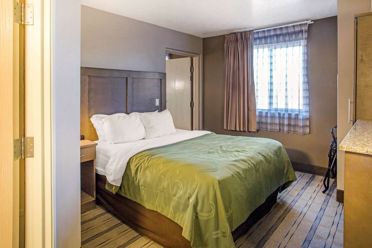 Quality Inn Moriarty I40, Exit 196, NM See Discounts