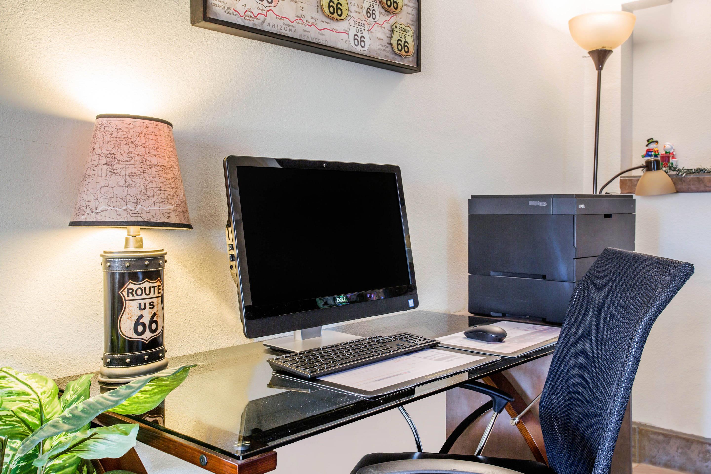 Computer in the lobby | Quality Inn