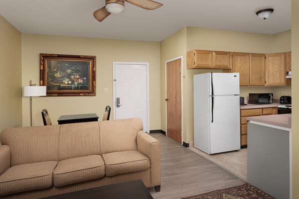 Suite - Quality Inn & Suites Gallup - I-40, Exit 20