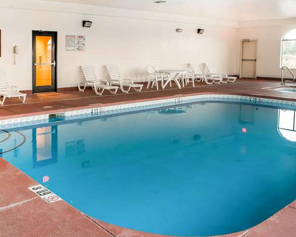 Pool - Comfort Inn & Suites Socorro - I-25, Exit 150