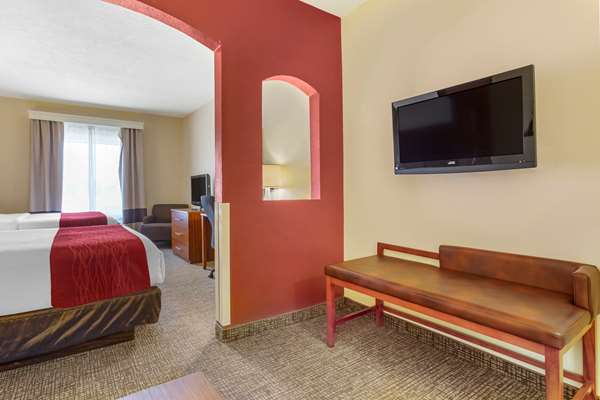 Suite - Comfort Inn & Suites Socorro - I-25, Exit 150