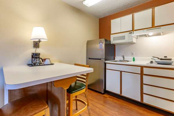  - Suburban Extended Stay Hotel Albuquerque - I-40, Exit 160