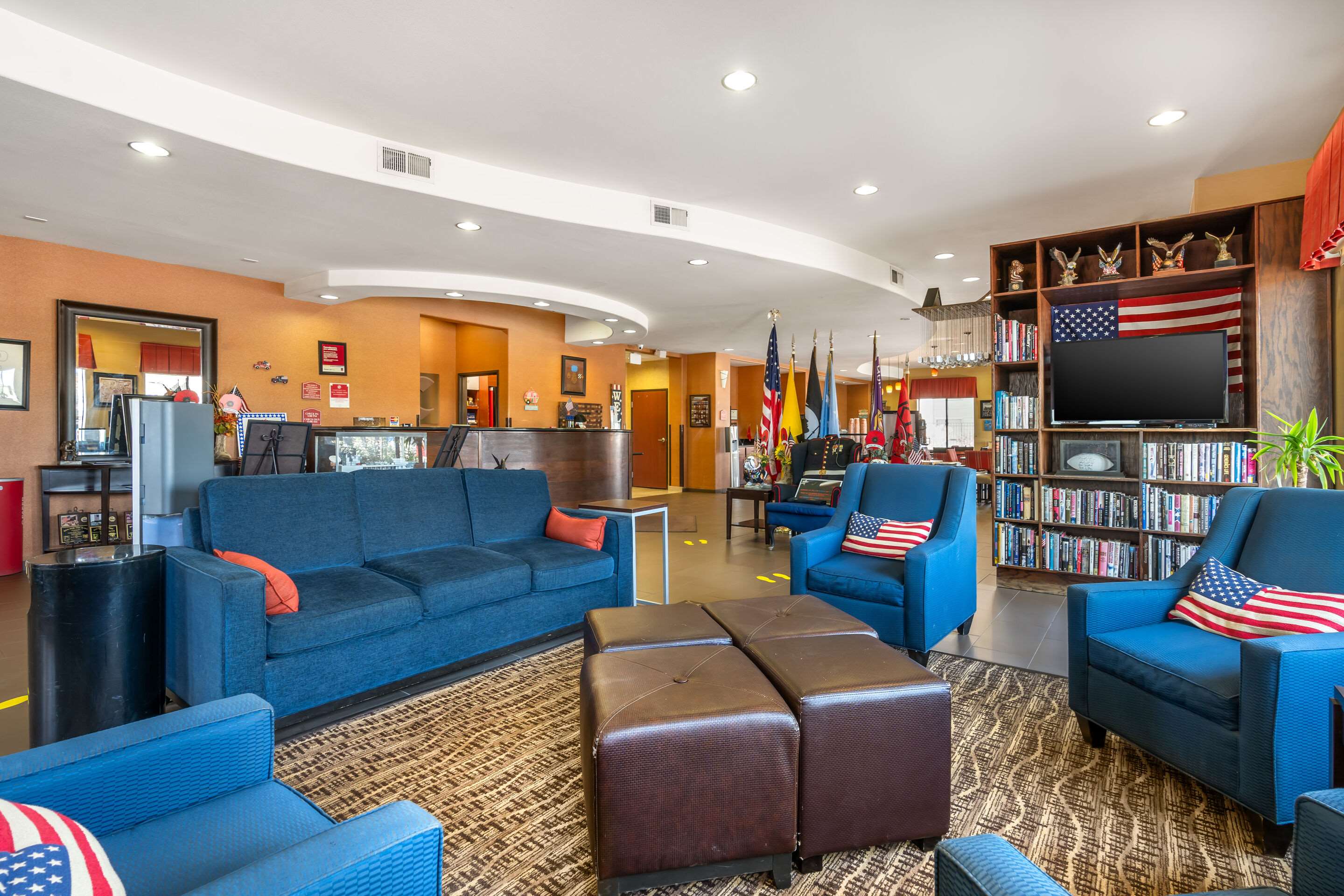 Hotel lobby | Comfort Suites Gallup