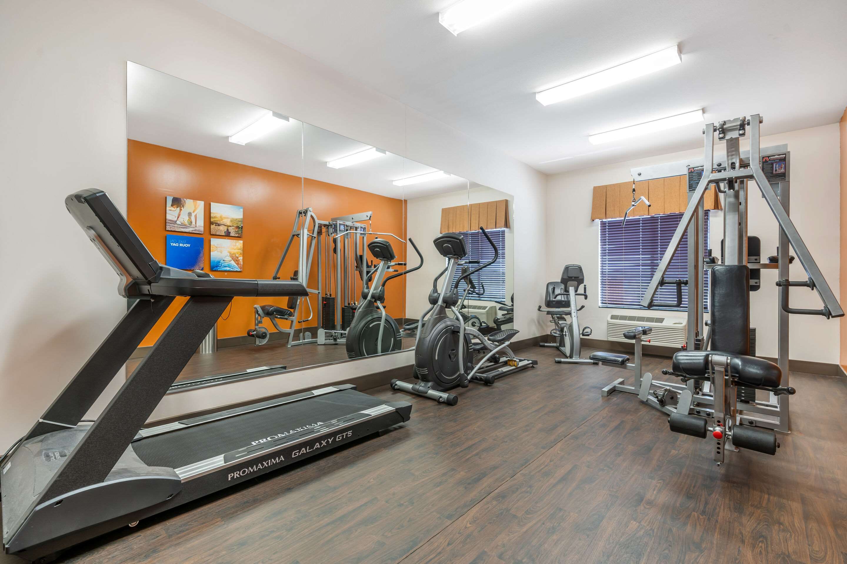 Fitness center | Comfort Suites Gallup