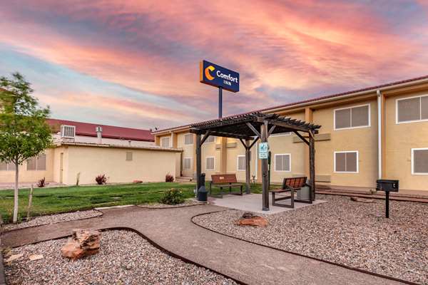  - Comfort Inn Santa Rosa - I-40, Exit 275