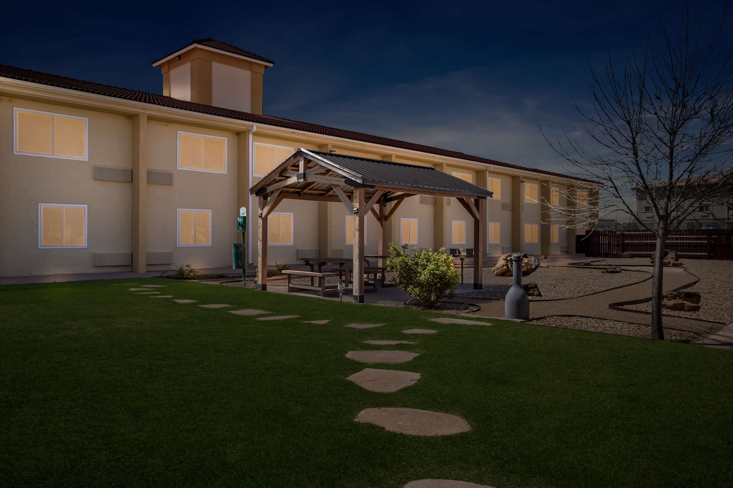 Hotel exterior | Comfort Inn Santa Rosa on Route 66