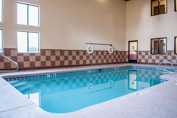 Pool - Quality Inn Rio Rancho