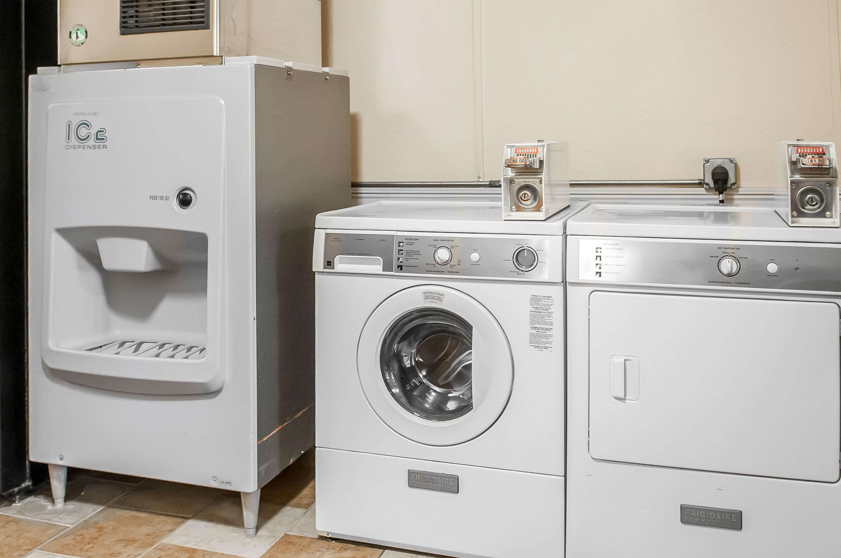 Guest laundry facilities | Quality Inn