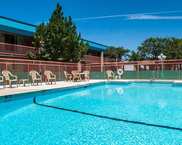 Pool - Quality Inn Tucumcari - I-40, Exit 335