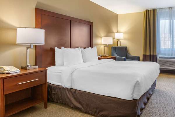  - Comfort Inn & Suites Los Alamos