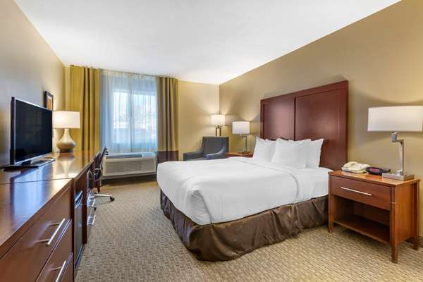  - Comfort Inn & Suites Los Alamos