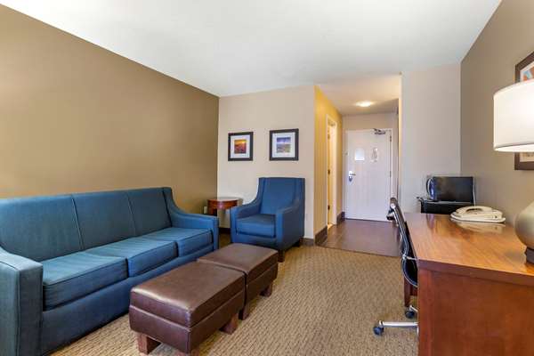 Suite - Comfort Inn & Suites Los Alamos