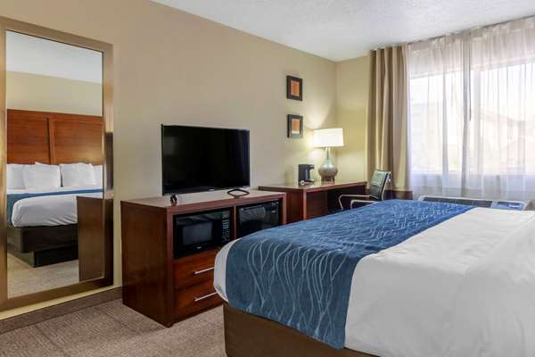  - Comfort Inn Airport Albuquerque - I-25, Exit 222