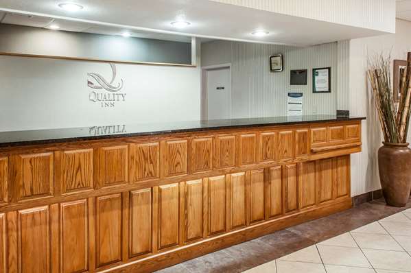  - Quality Inn & Suites Grants - I-40, Exit 85
