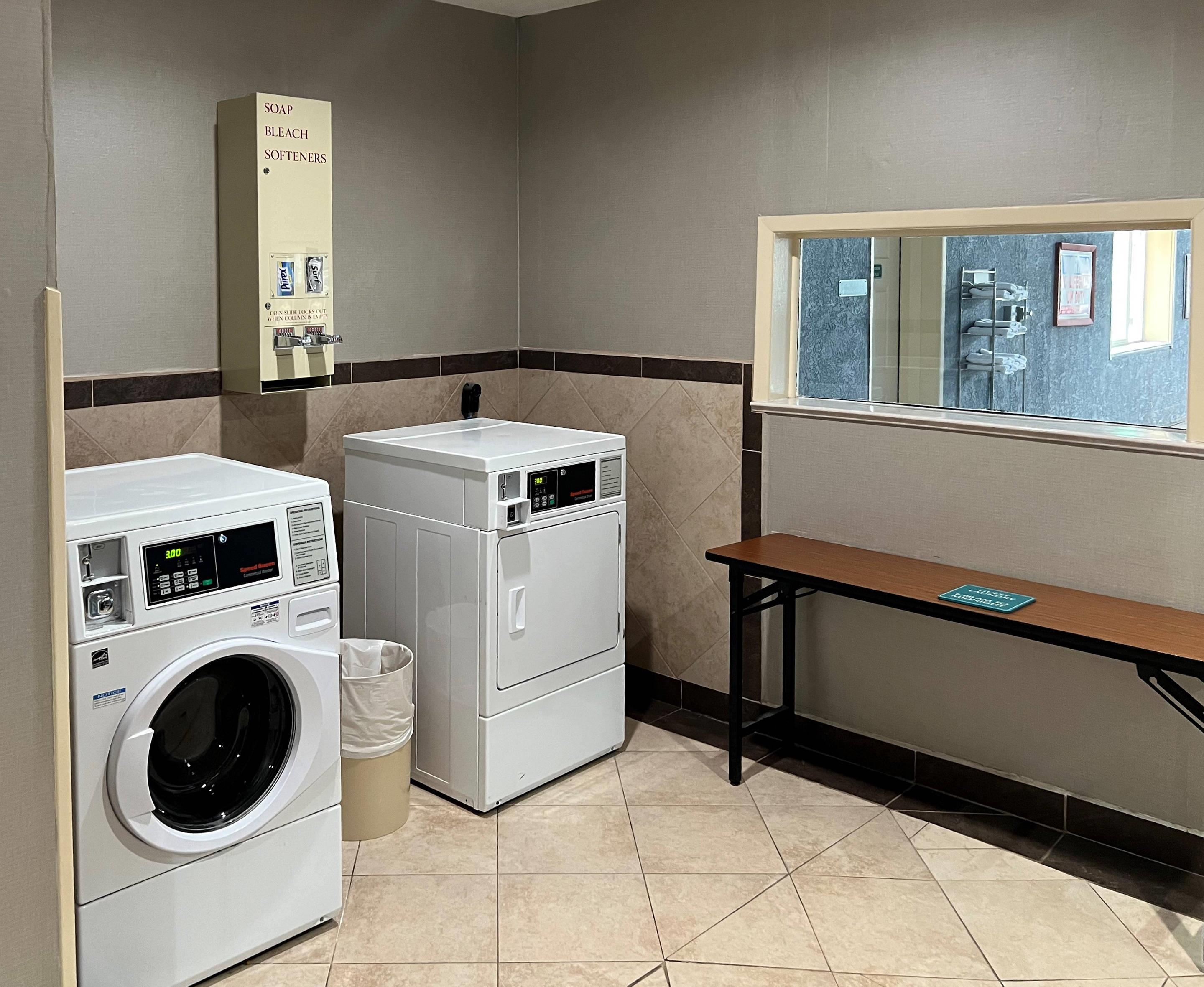 Guest laundry facilities | Quality Inn & Suites Grants - I-40