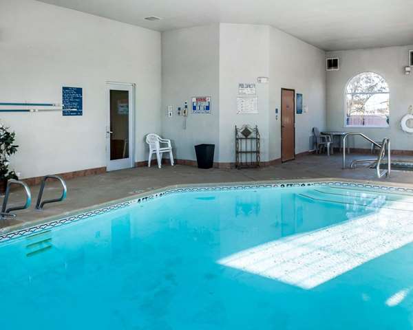 Pool - Comfort Inn Gallup - I-40, Exit 20