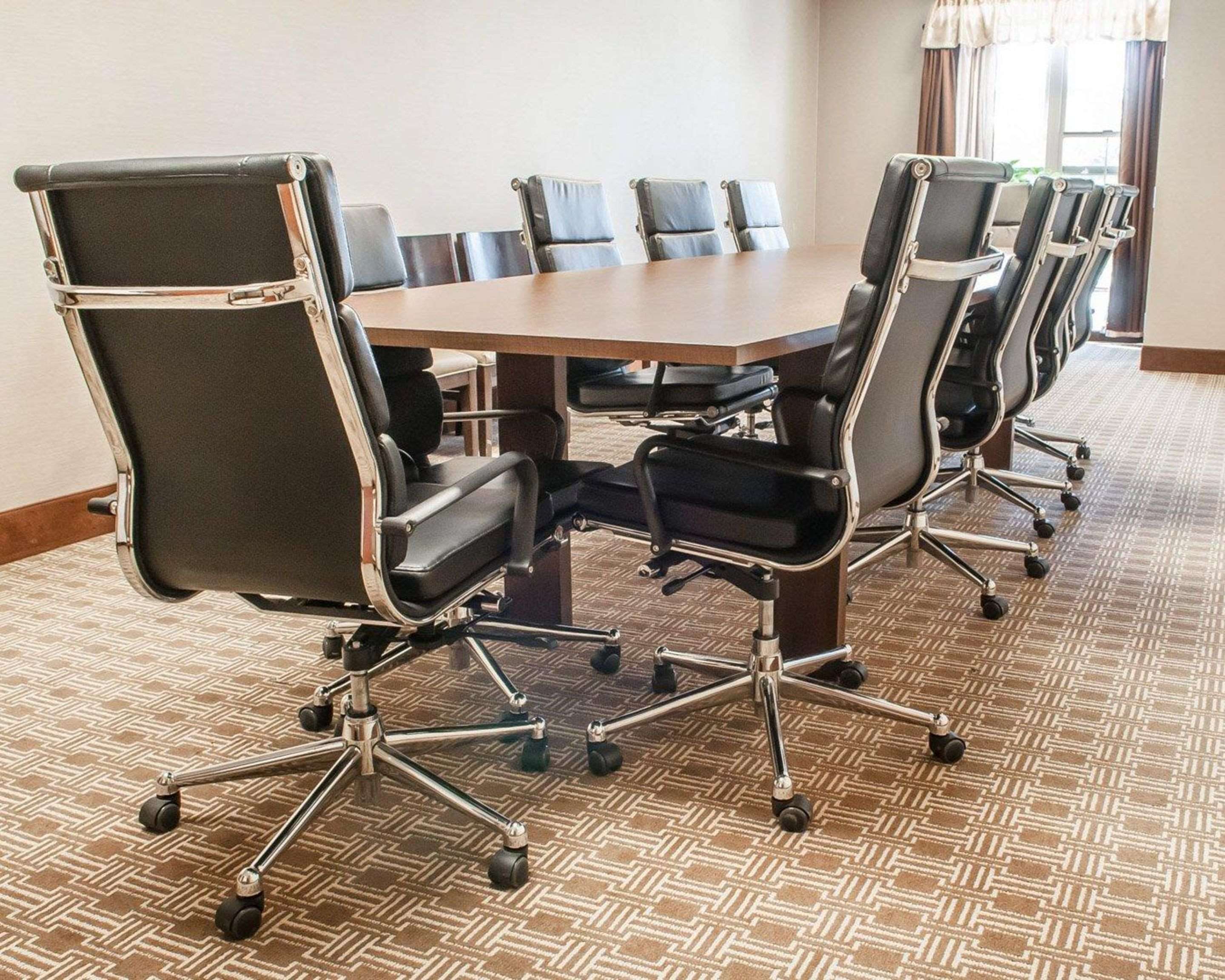 Boardroom | Comfort Suites Farmington