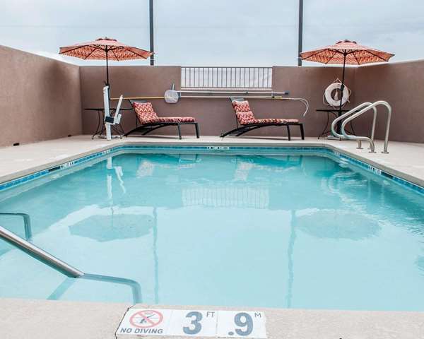 Pool - Suburban Studios Alamogordo