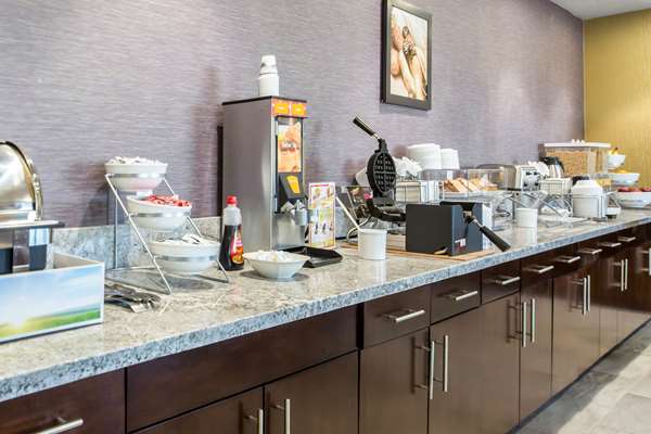Amenities - Comfort Inn & Suites Lovington
