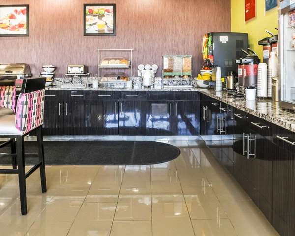 Amenities - Comfort Inn & Suites Artesia