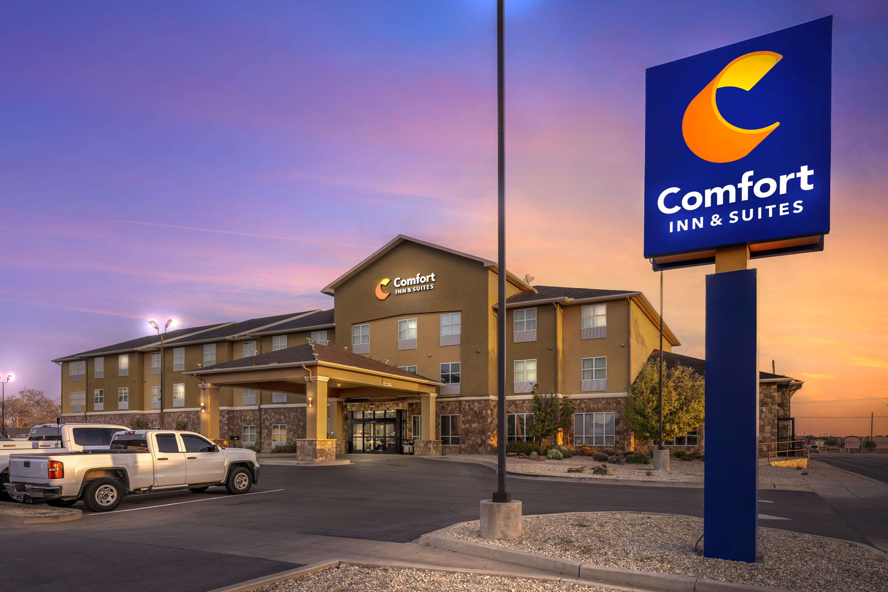Twilight | Comfort Inn & Suites Artesia