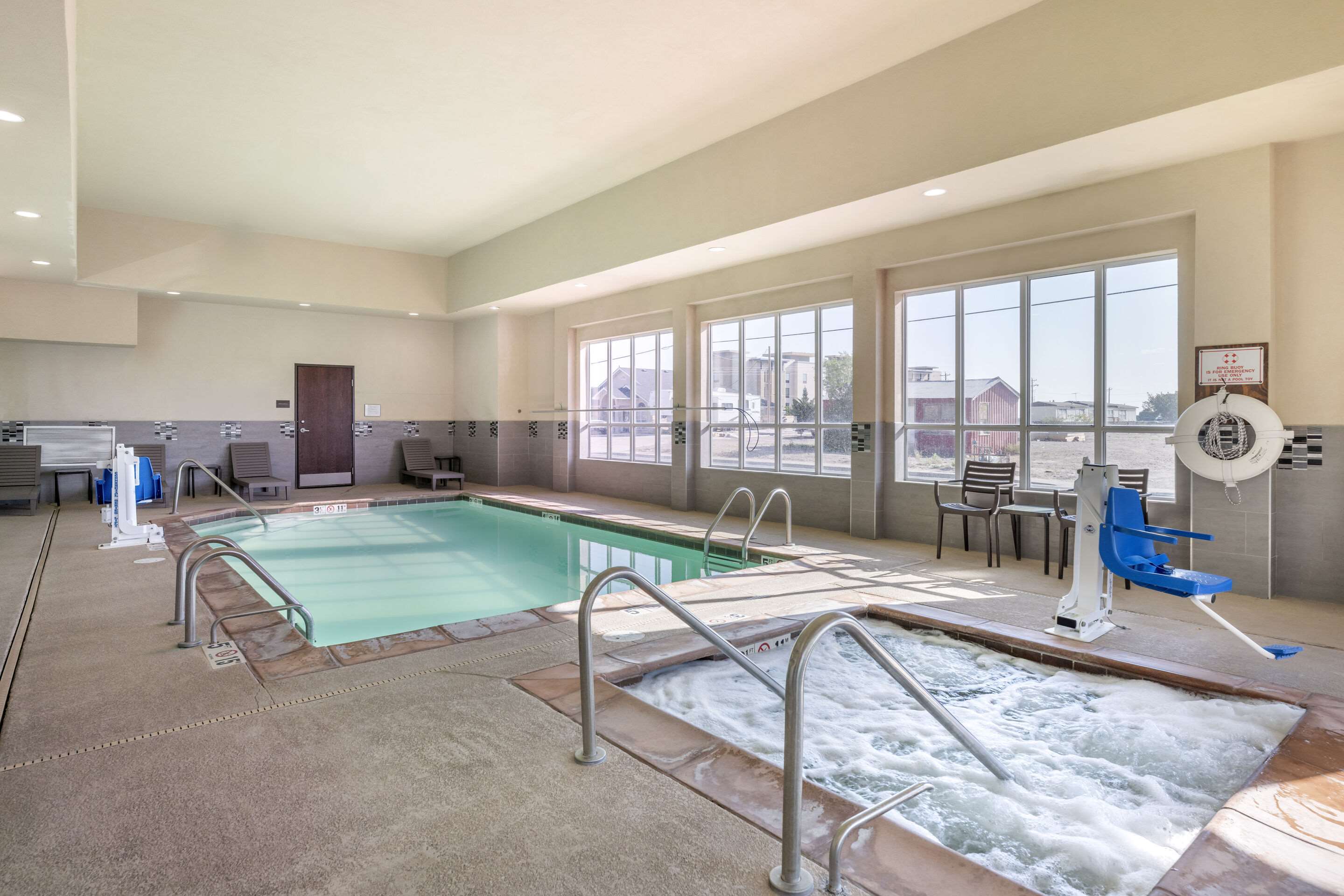 Indoor pool | Comfort Inn & Suites Artesia
