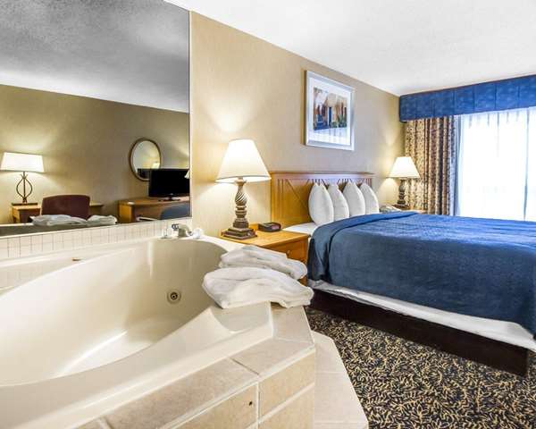 Suite - Quality Inn Deming - I-10, Exit 85
