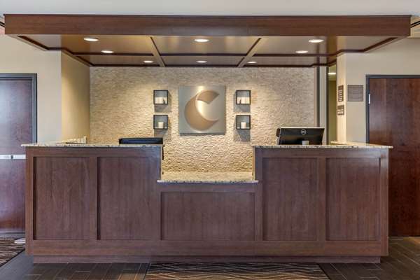  - Comfort Inn & Suites Edgewood - I-40, Exit 187