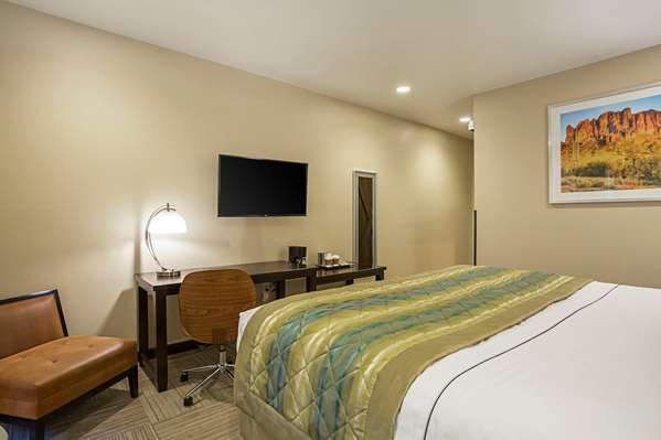  - Hotel at Sunland Park Casino - I-10, Exit 13