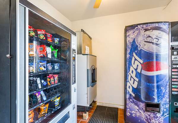  - Rodeway Inn Roswell