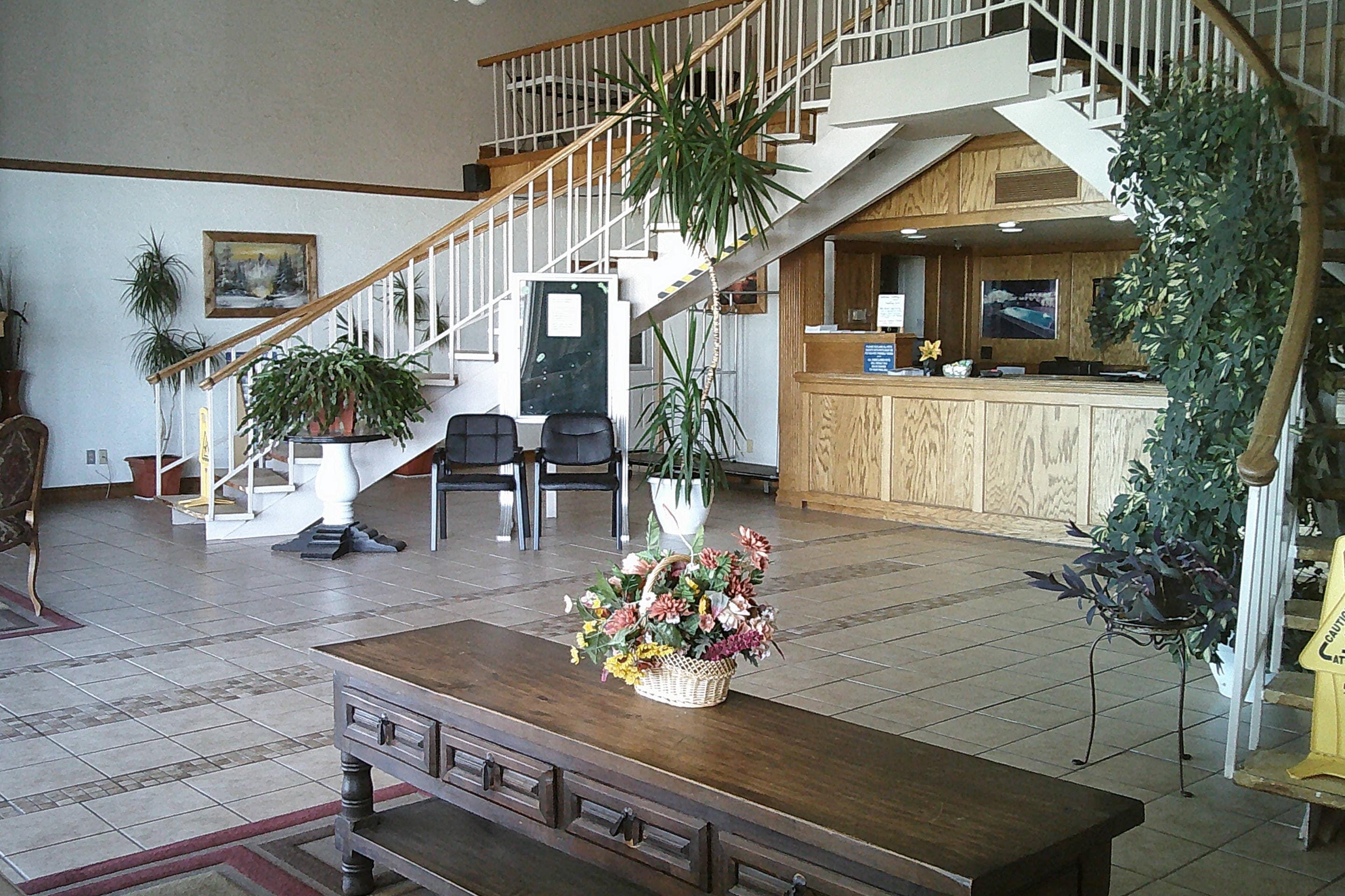Hotel lobby | Rodeway Inn Roswell
