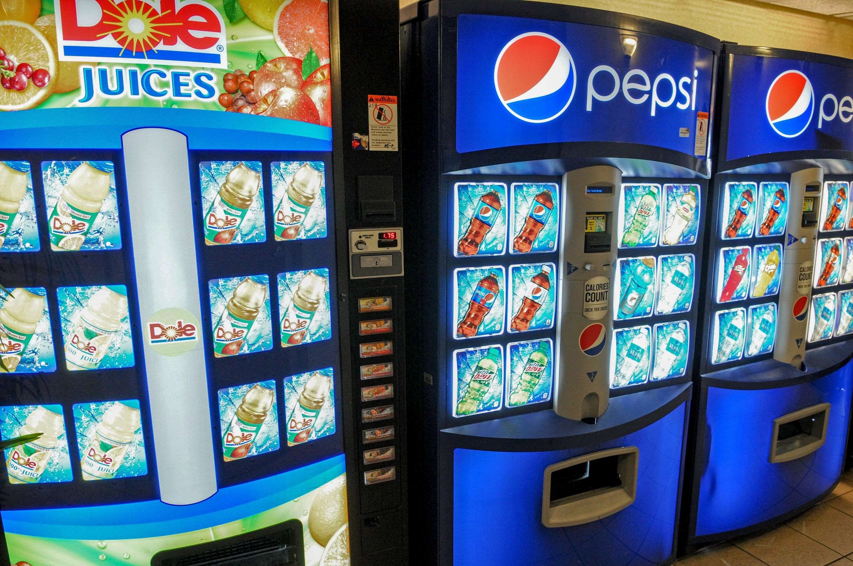 Hotel vending areas | Comfort Inn & Suites Alameda at Albuquerque Balloon Fiesta Park