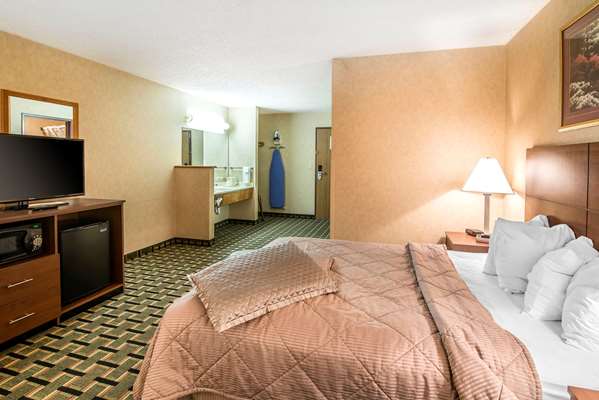  - Quality Inn Raton - I-25, Exit 451